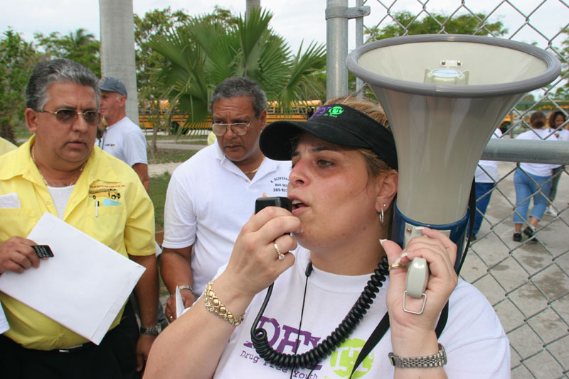 FL050408092