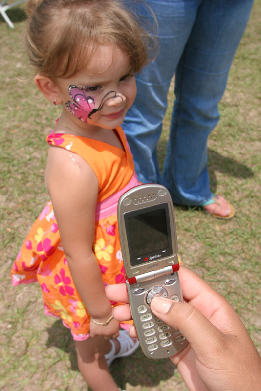 FL050430158